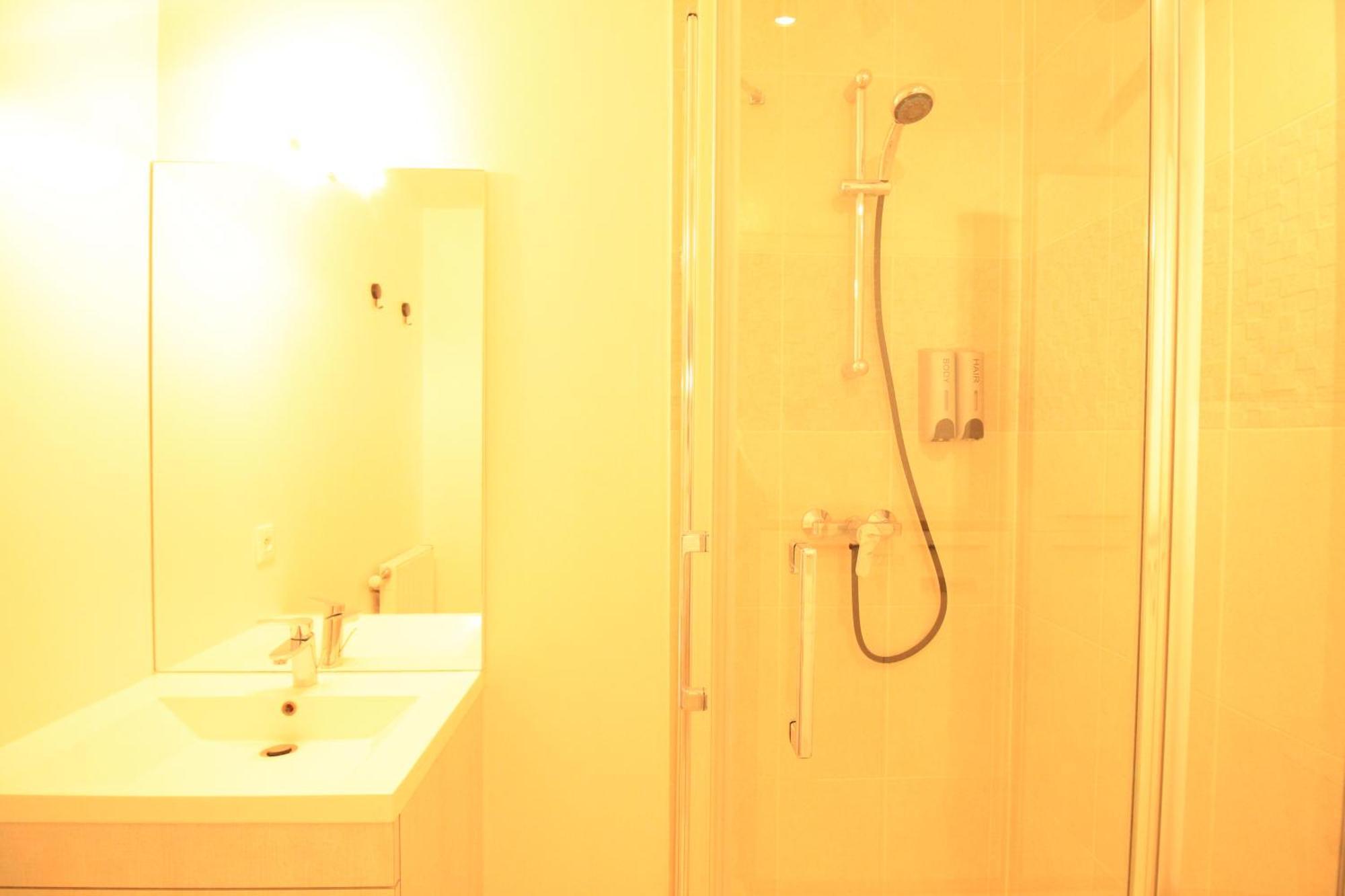 Disponible - Appartement Entier Neuf - 8Mn A Pied Rer C Paris, Parking Rue Gratuit, En Face Hopital D'Arpajon, Balcon Prive, Matelas Bultex 160X200, Ascenseur, Acces Pmr, Centre Ville A Pied ภายนอก รูปภาพ